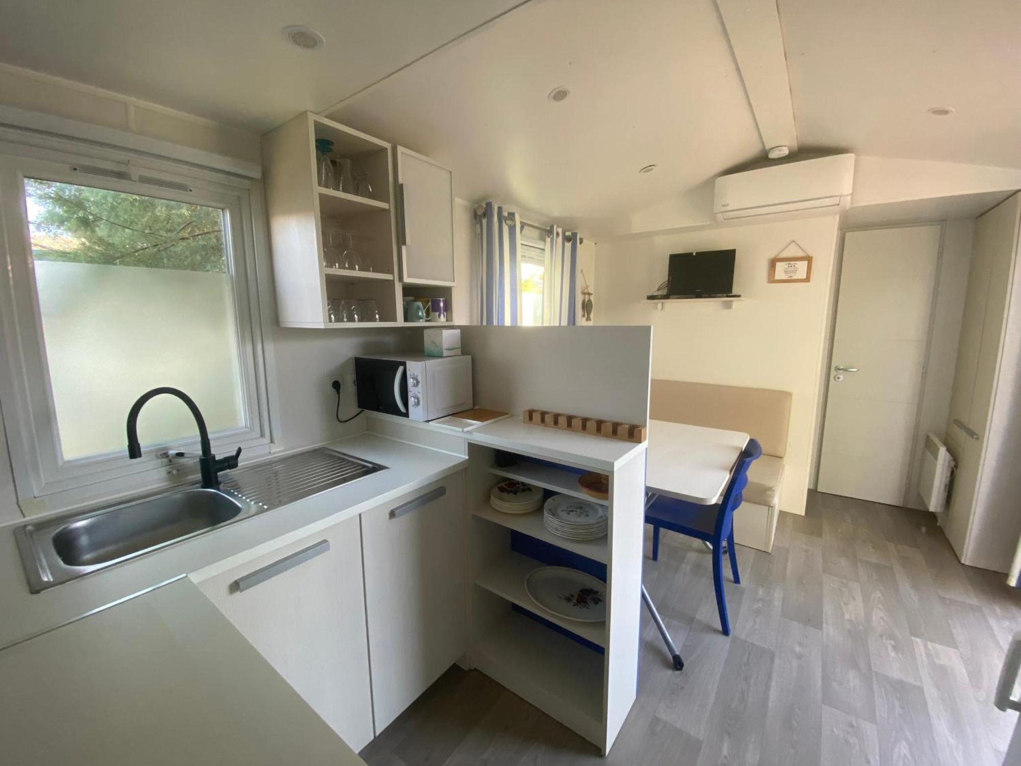 Camping De L'Arnel Villeneuve-lès-Maguelonne Rom bilde